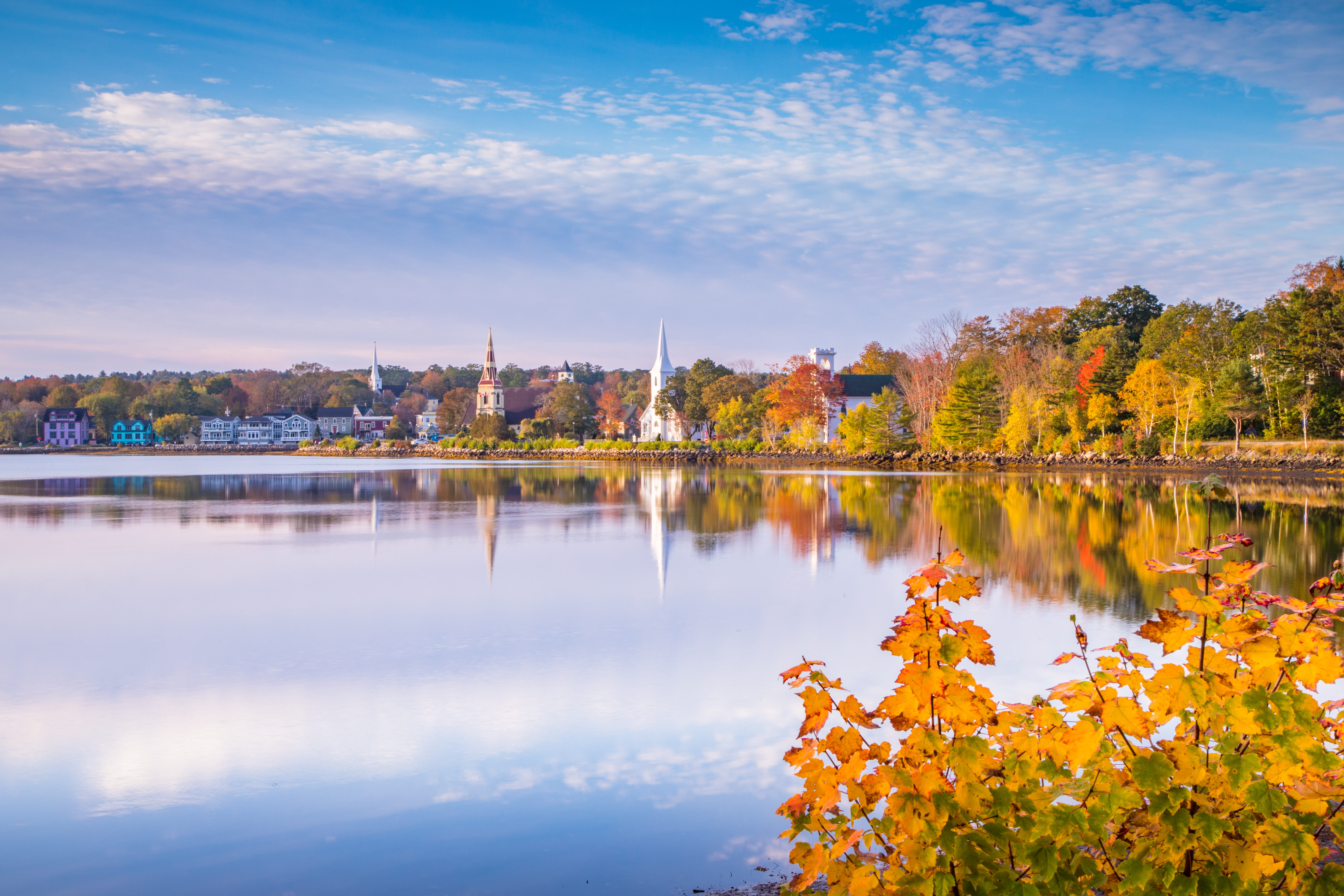 Wooden Boats and UNESCO Splendour (Sightseeing Mahone Bay & Lunenburg)